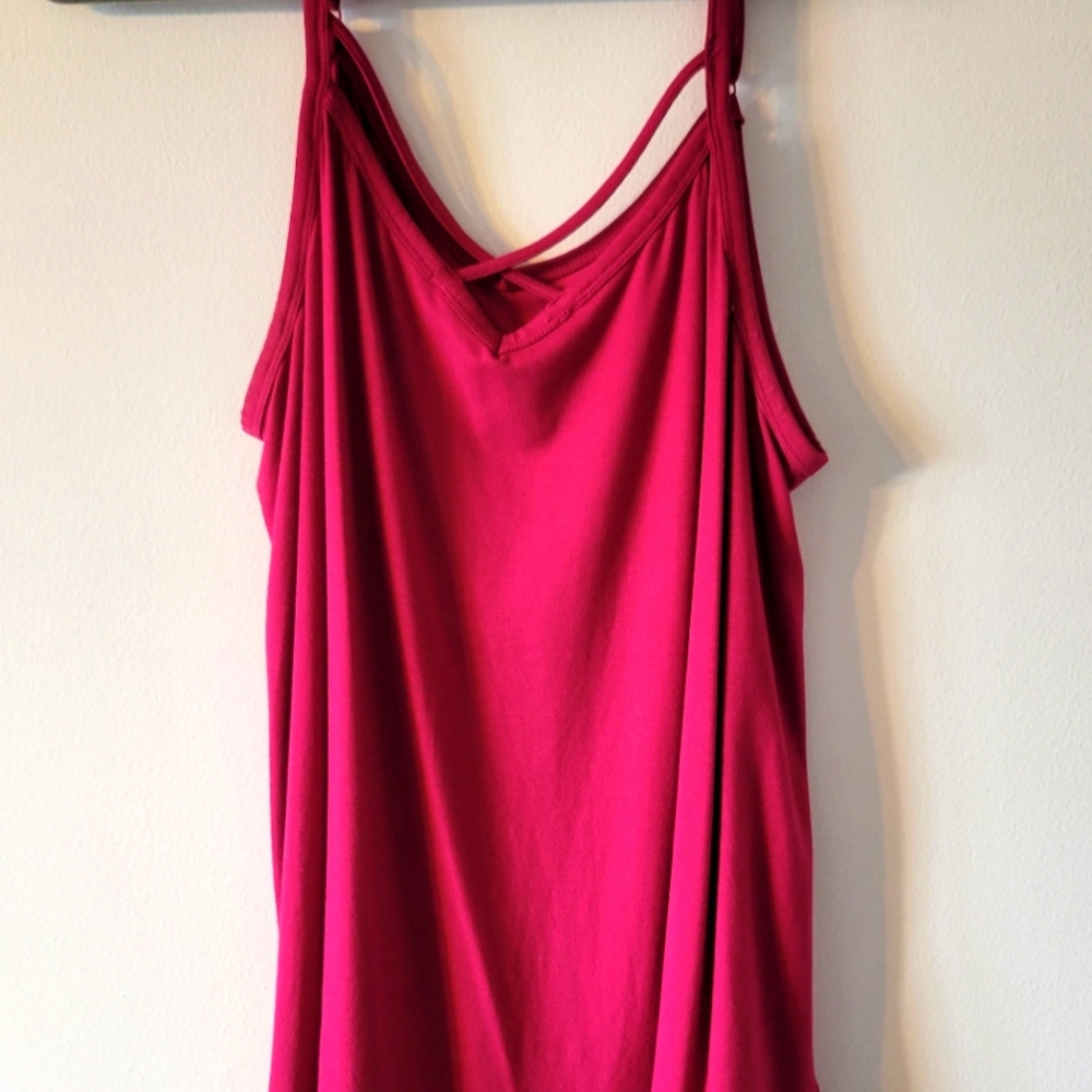 Torrid super soft fuschia tank top